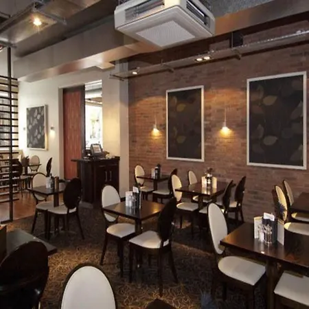 Hotel Premier - Waterloo St